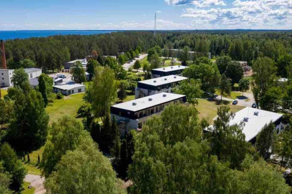 Lovely Apartment By The Sea. Ķesterciems Buitenkant foto